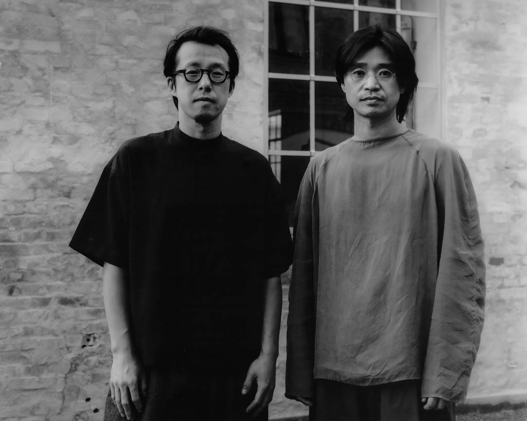 Huh Namhoon and Tōsei together after the performance